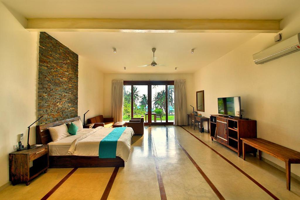 R Degree Hotel