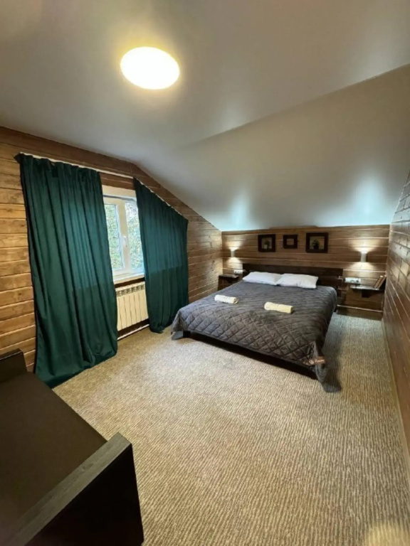 Standard Chalet