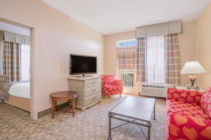 Hawthorn Extended Stay by Wyndham Conyers - Chambres