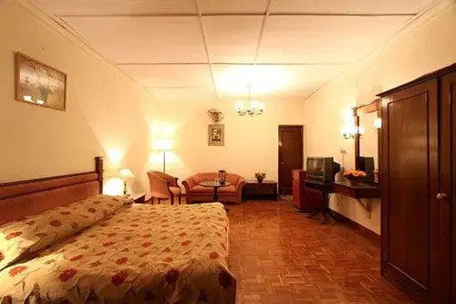 guest_roomsGrand View