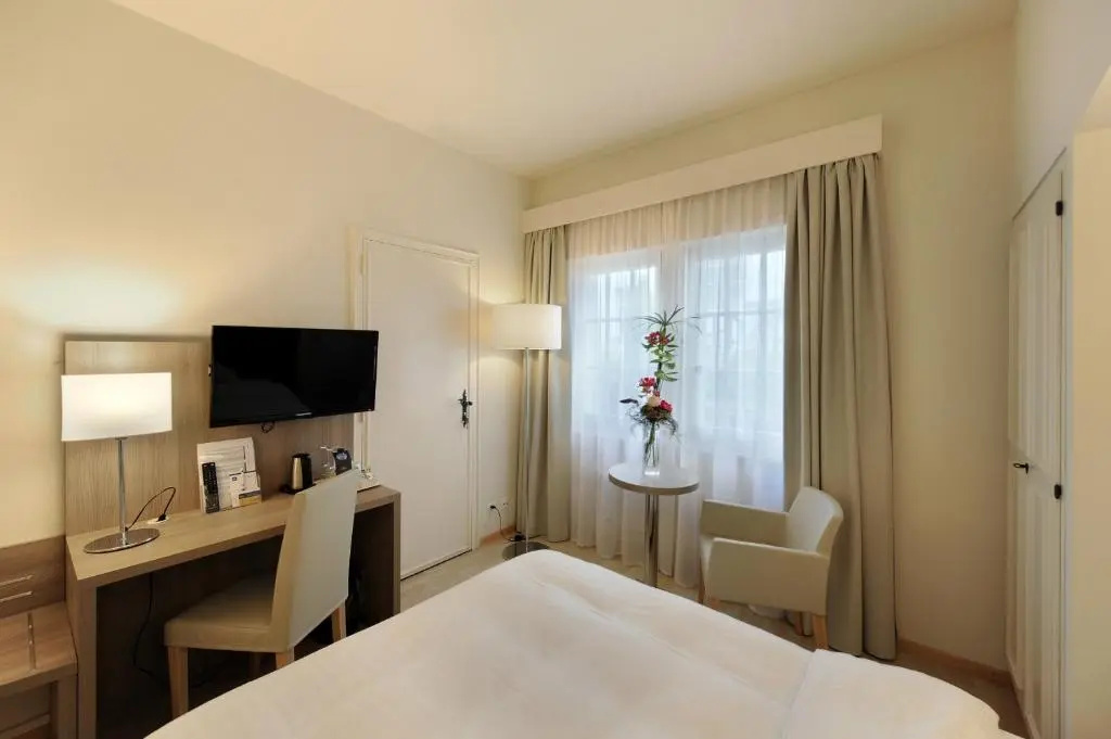 Hotel De La Rose - Chambres