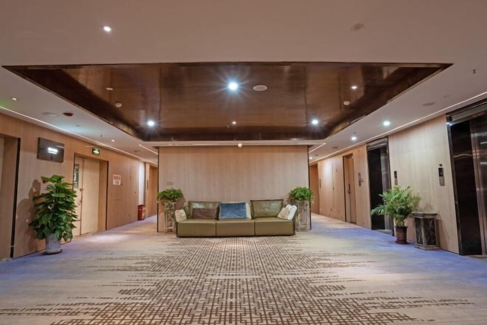Dandelion Boutique Hotel (Wuhe Guangcai Market Zhongxu Square Store) in Bengbu
