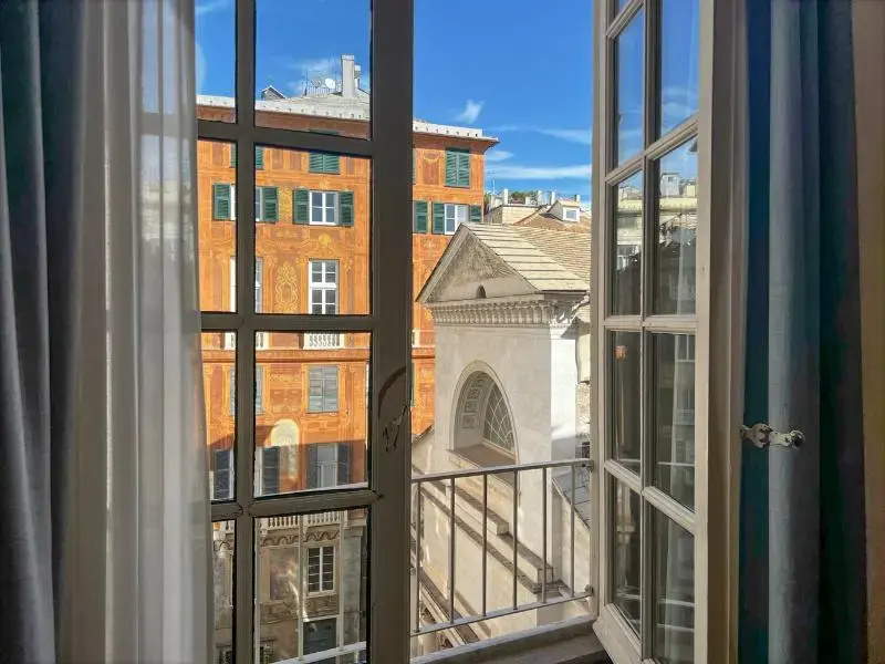 Deluxe Double room with view (full double bed)