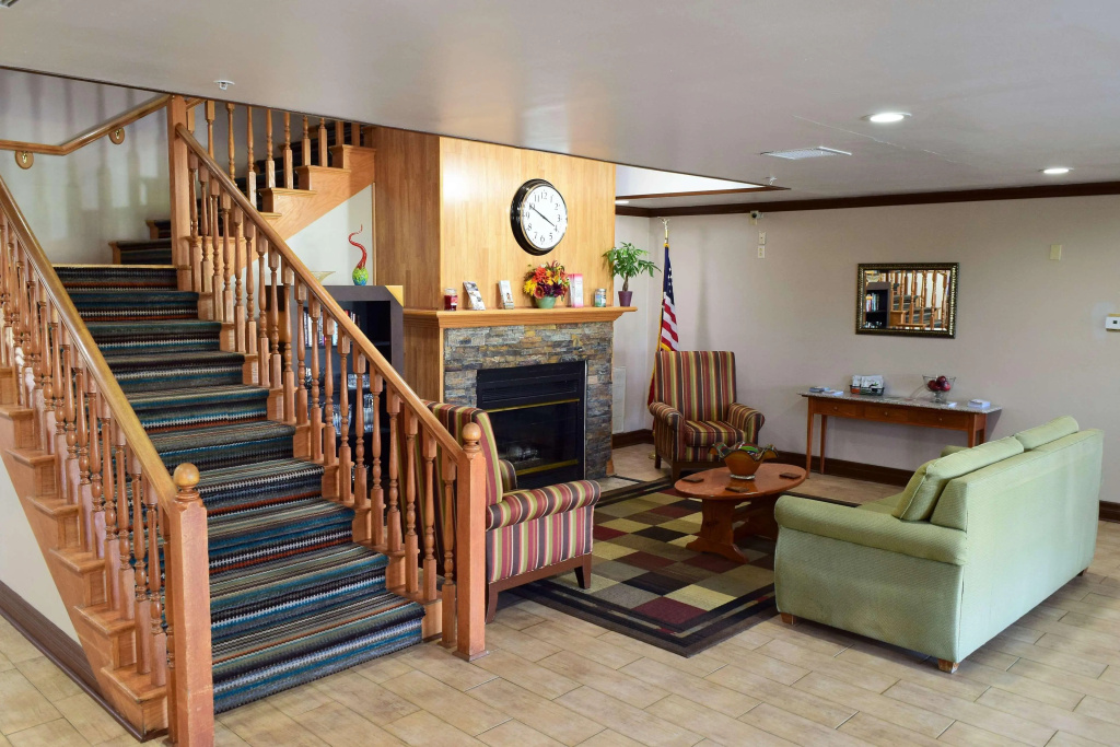 Country Inn & Suites by Radisson, Grand Rapids Airport, MI - фото 2