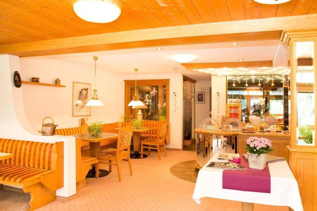 Hotel Caprice Grindelwald by null