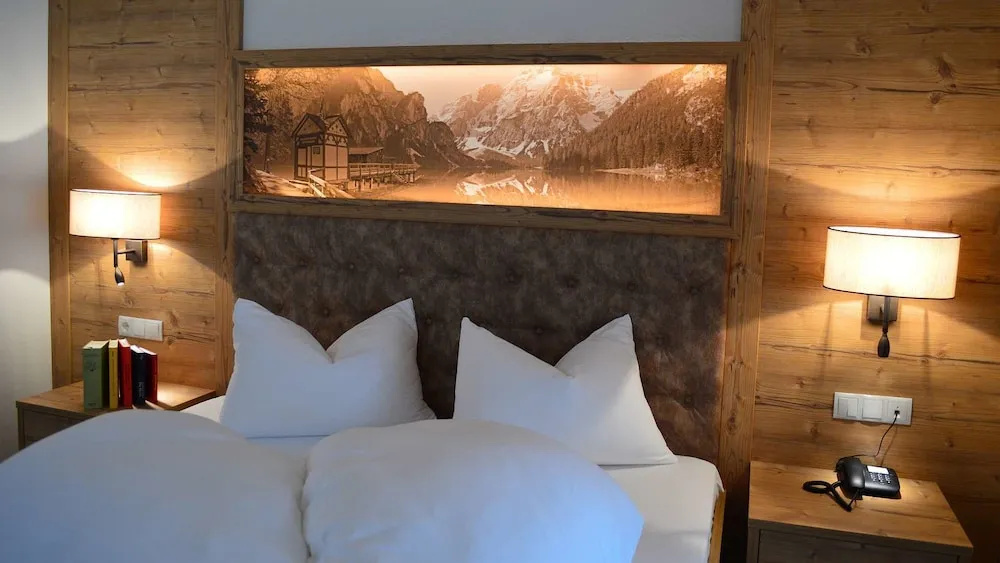 Superior Suite with balcony and with mountain view