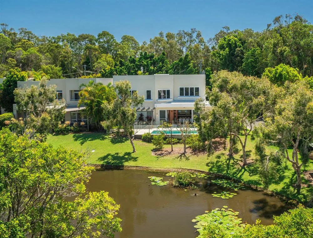 The Lakes Coolum