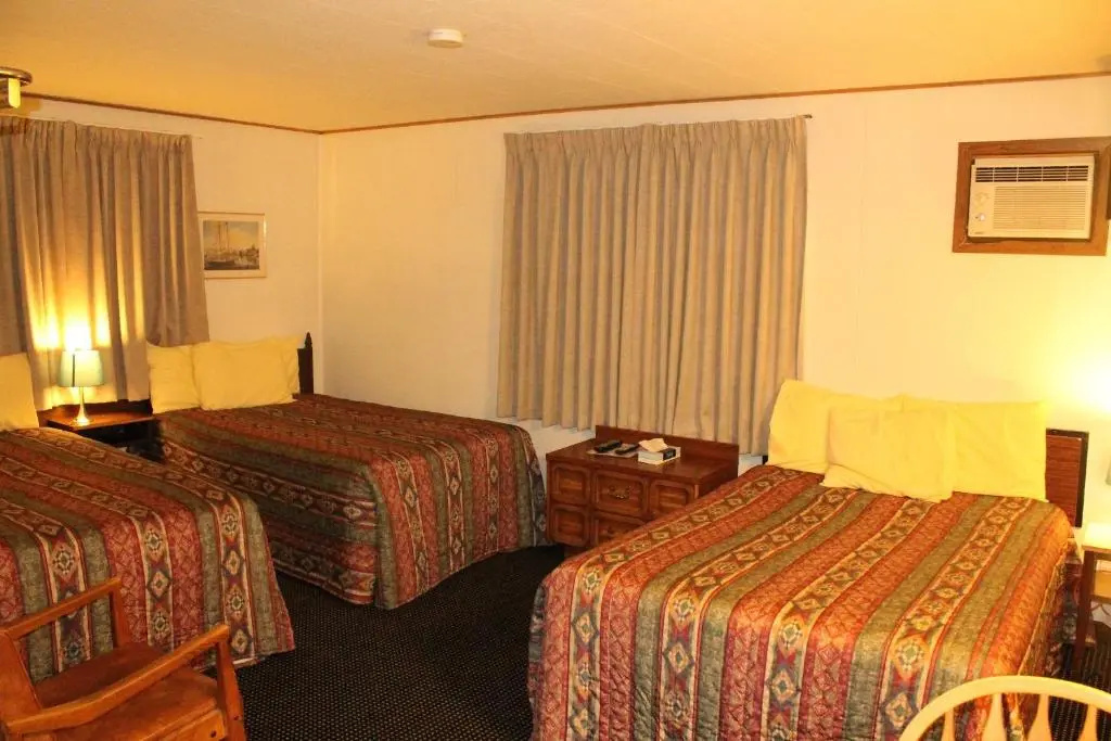Standard Sextuple room