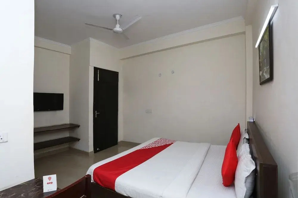 OYO 6540 Tirupati Residency - фото 17