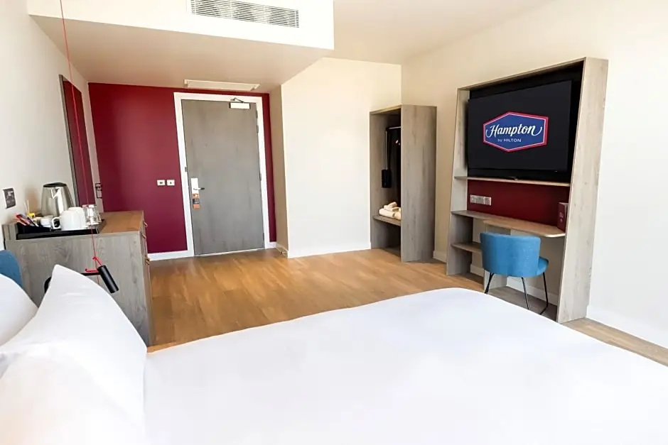 Premium Double room with view (full double bed)