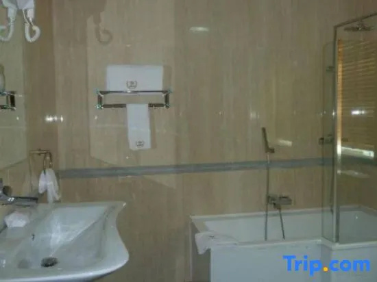 The Gates Enugu-Guest Room