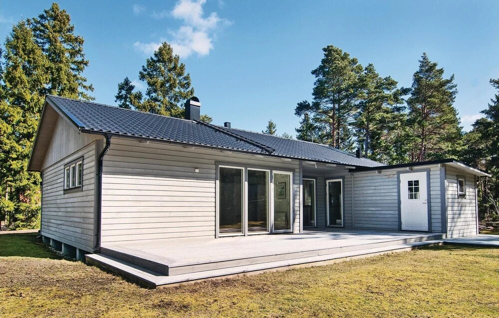 Nice Home in Slite With 4 Bedrooms