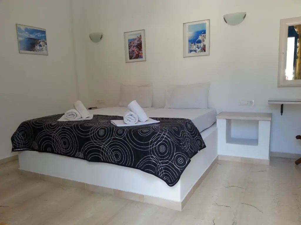 Economy Double room (twin beds)