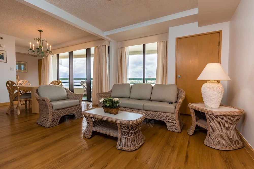 2 Bedrooms Deluxe Suite with partial ocean view