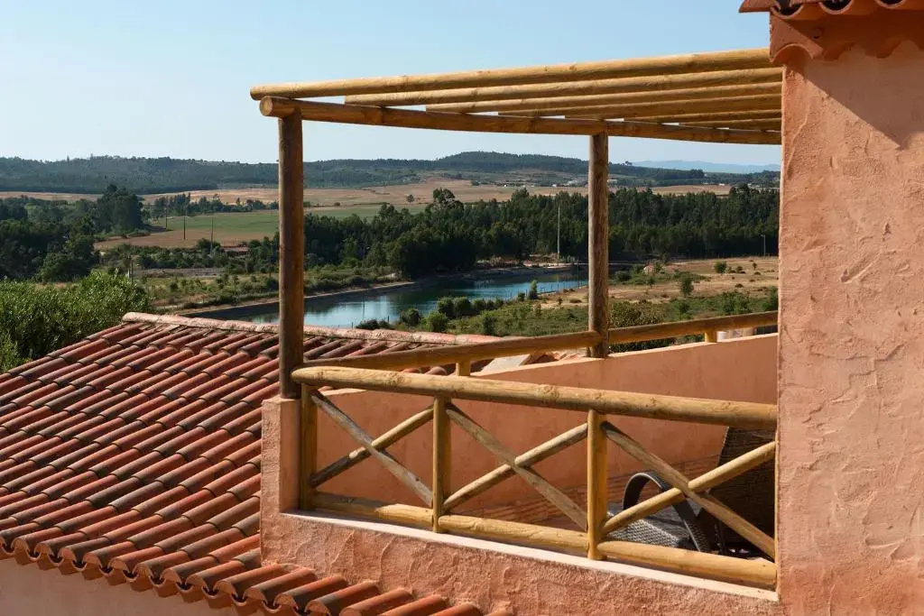 Deluxe Double room with balcony (full double bed)