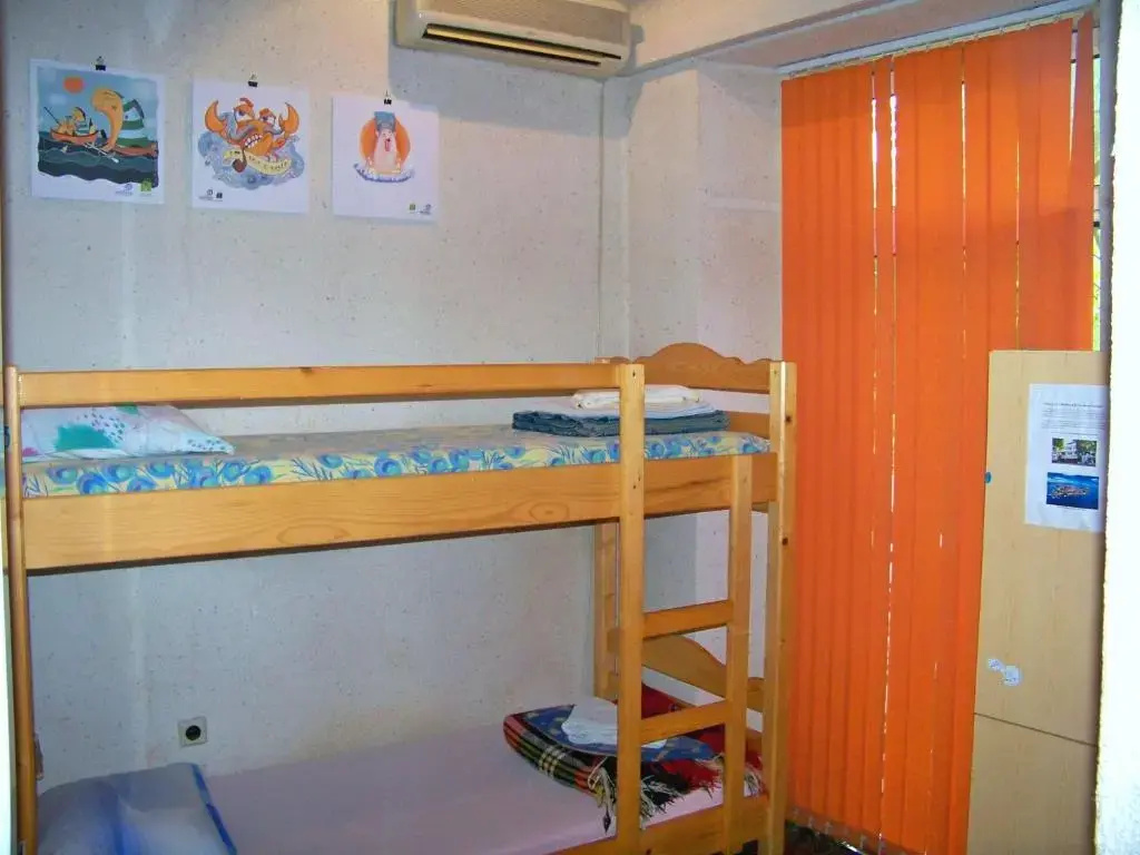 Bed in Dorm (male dorm)