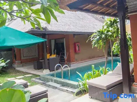 Legian Beach Hotel
