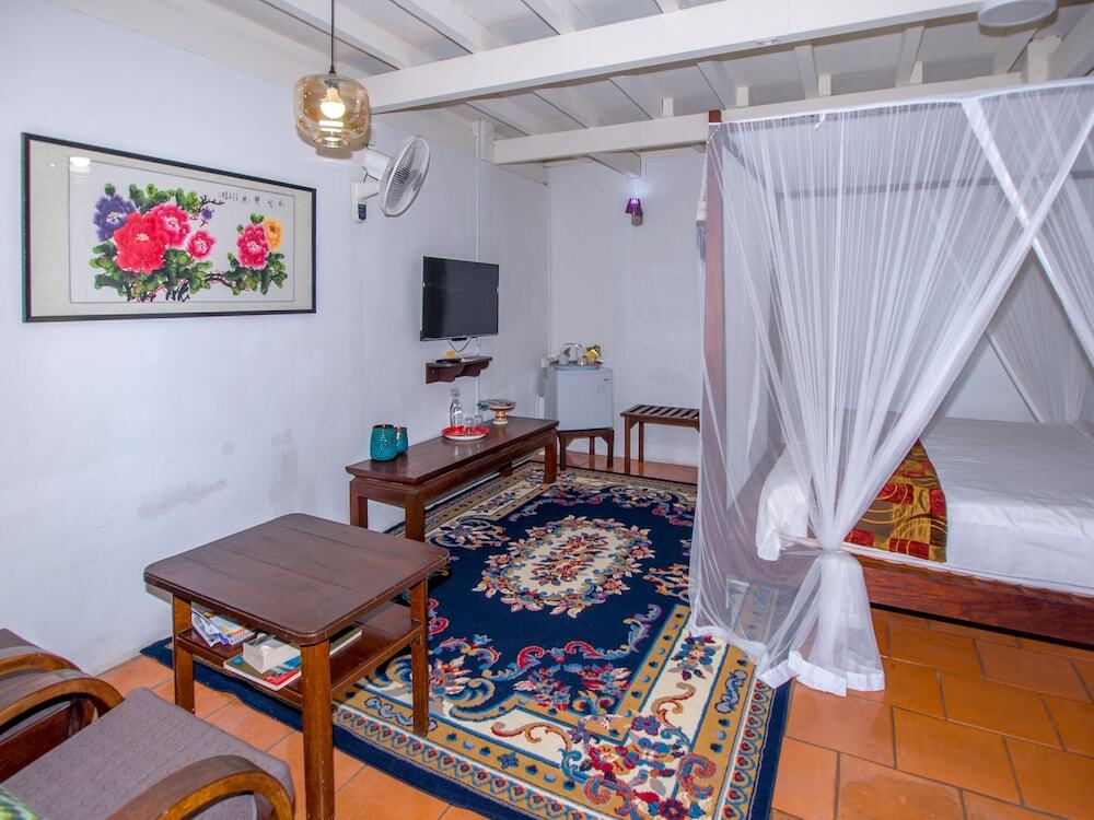 Noordin Street House