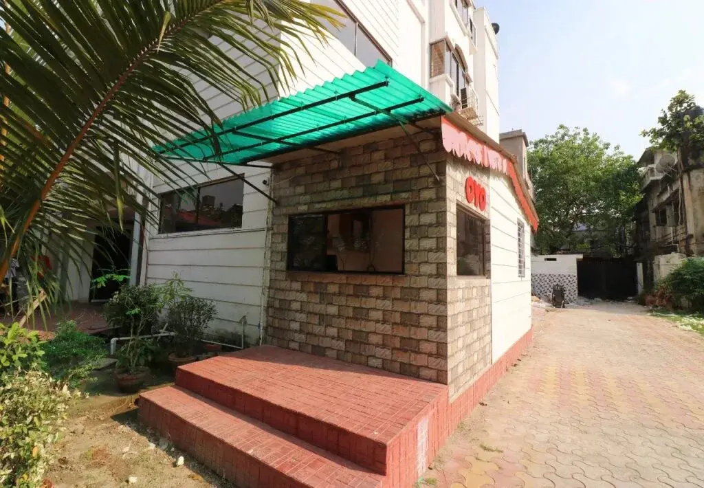White Castle By OYO Rooms
