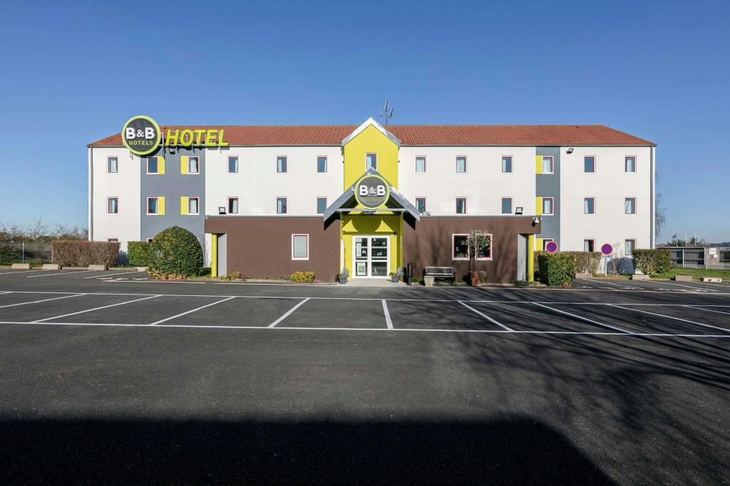 Voir la photo 1 — B&B HOTEL Poitiers (1)