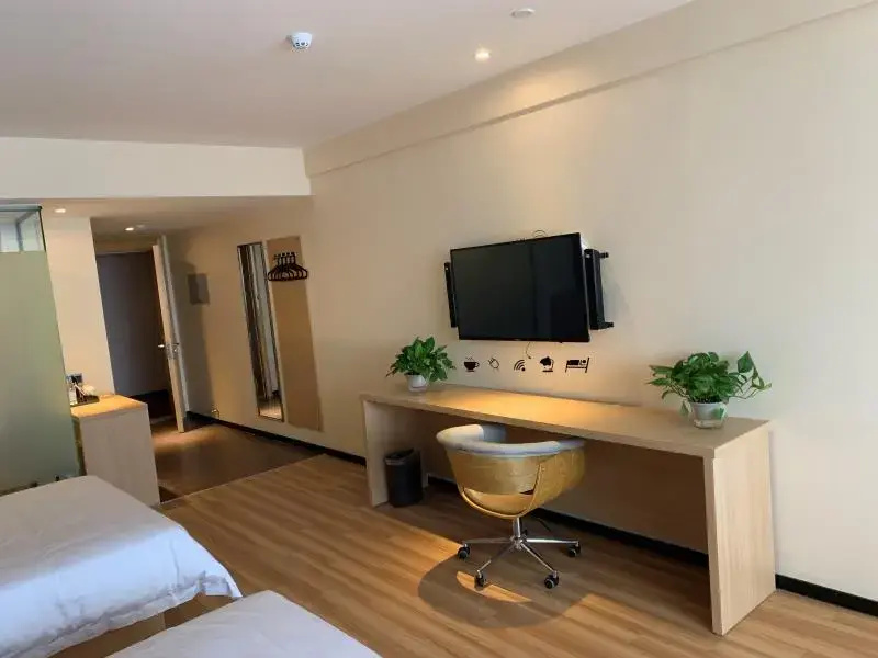 Economy Double room (twin beds)