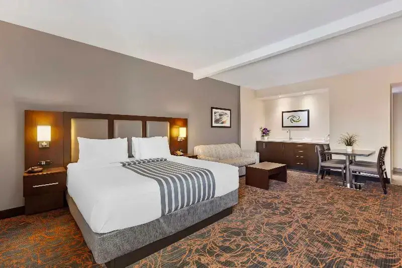 Best Western Plus Executive Inn - Chambres