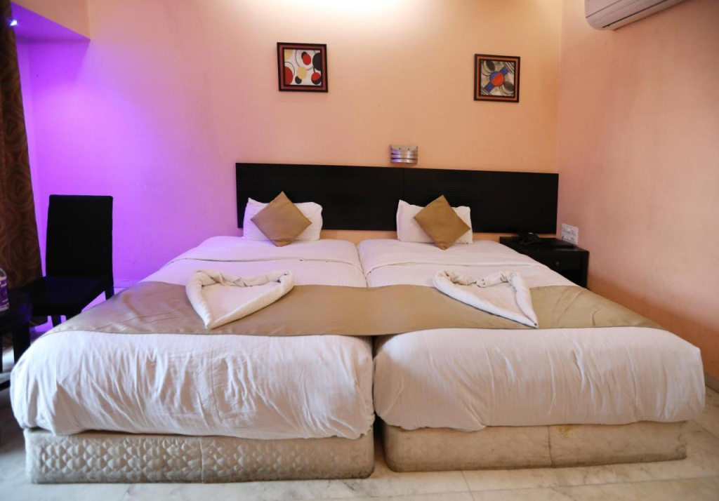 Hotel photo 12