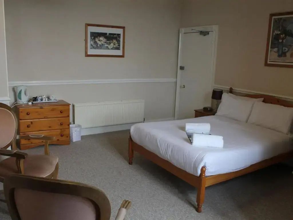 Superior Double room (full double bed)