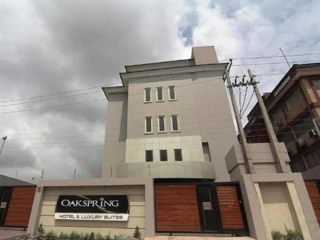 Oakspring Hotel & Luxury Suites - Général