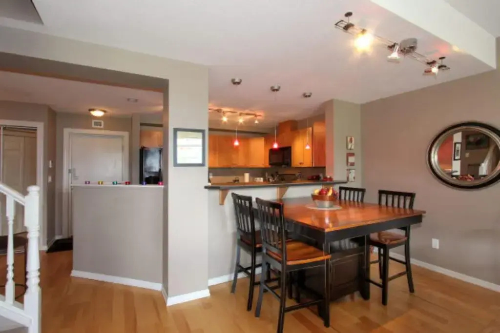 Discovery Bay Resort by Kelowna Resort Acc. - 80+ suites available - Chambres