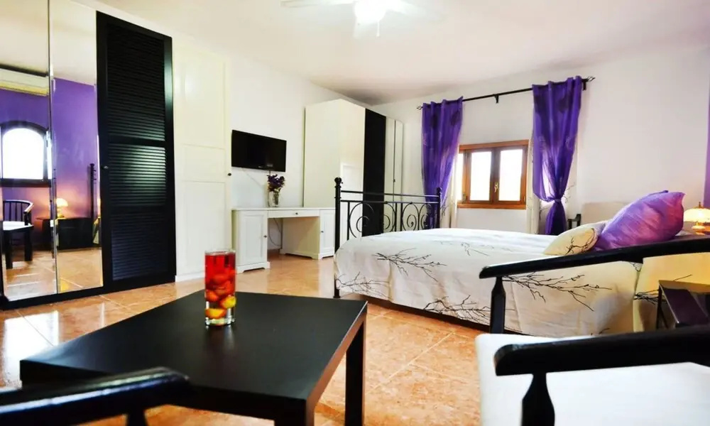 104509 - Villa in Llucmajor