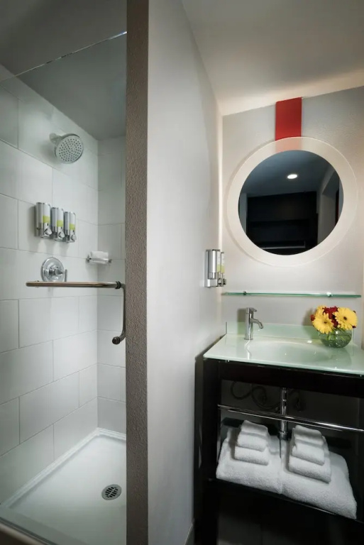 Staypineapple, Hotel FIVE, Downtown Seattle - Chambres