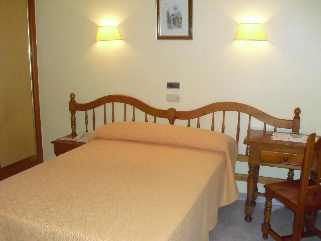 Economy Double room (full double bed)