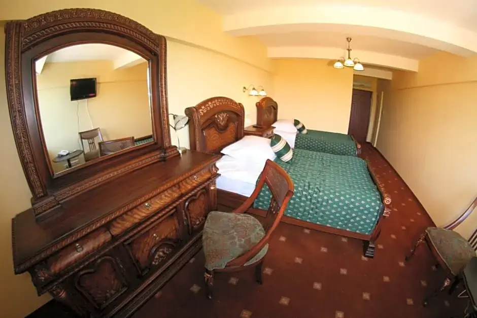 Hotel Daisy Superior - Chambres