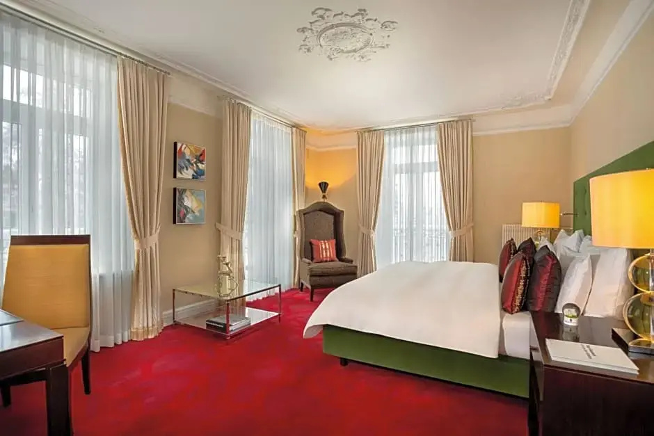 Waldhaus Flims Wellness Resort, Autograph Collection - Chambres