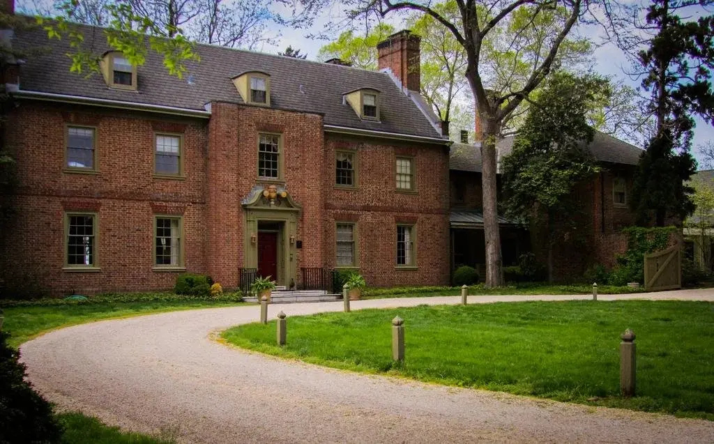 Great Oak Manor