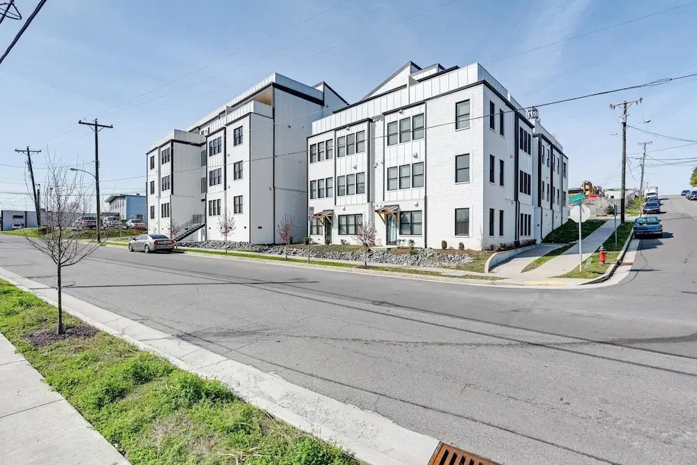 Modern Nashville Condo: Walk to Local Breweries!