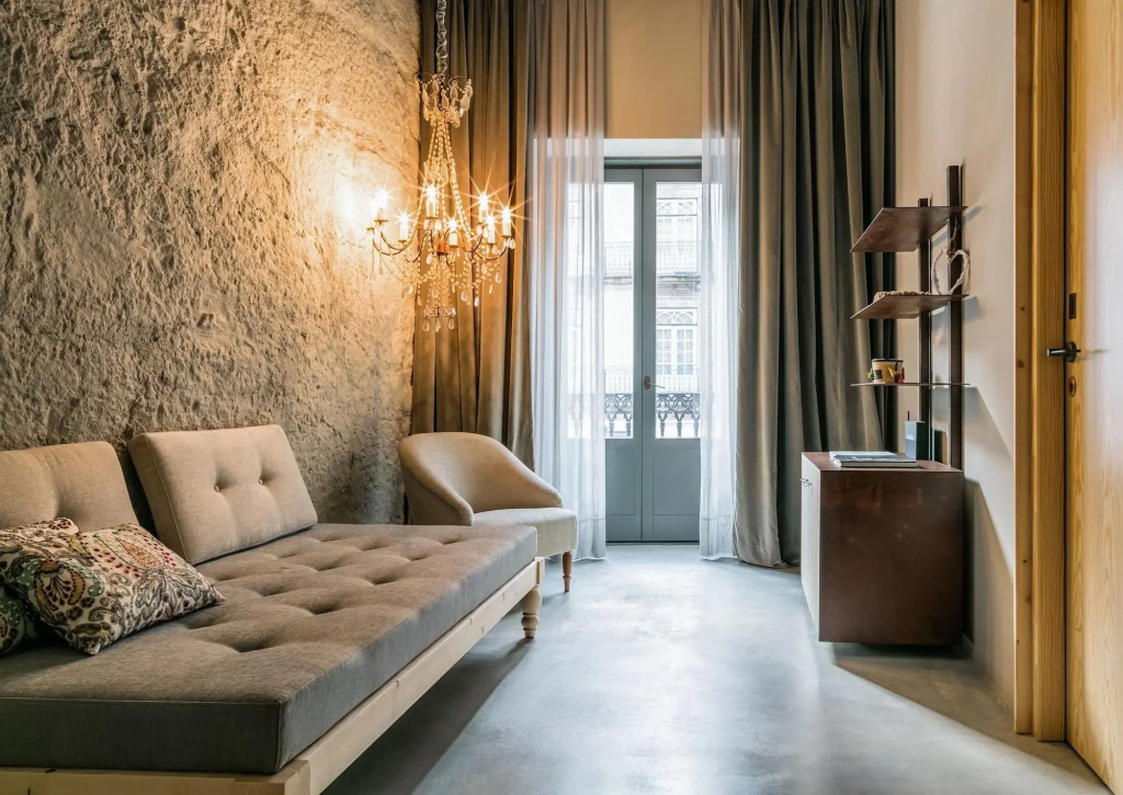 Armazém Luxury Housing by null