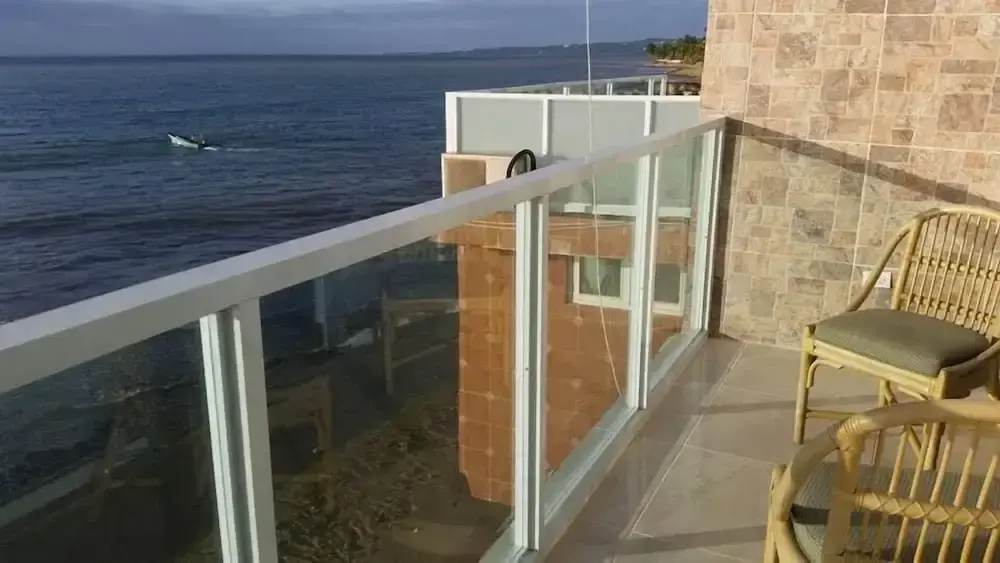 Balcony & Terrace
