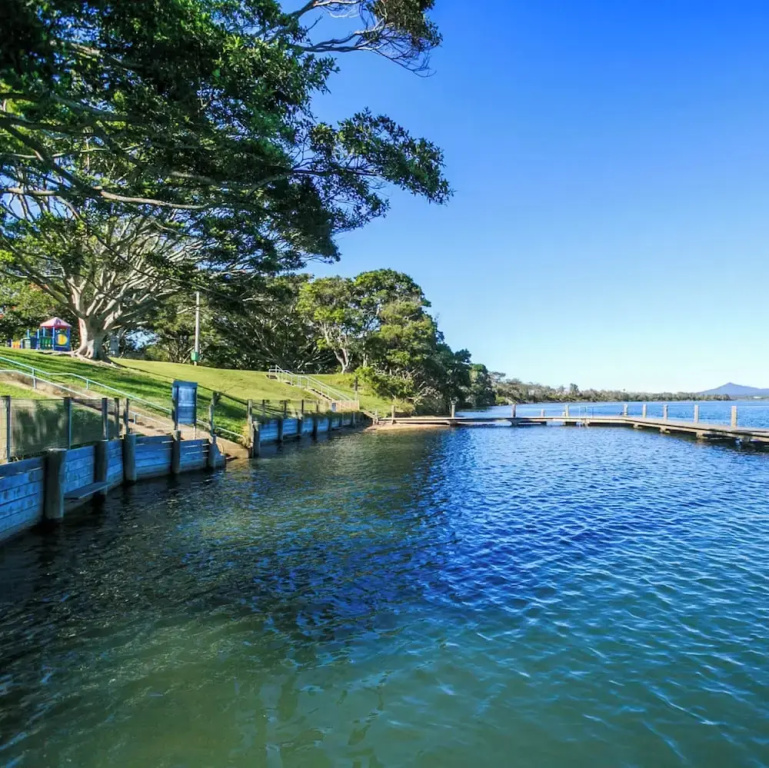 Beach & Waterfront