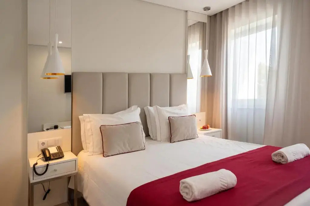 Superior Double room (full double bed)