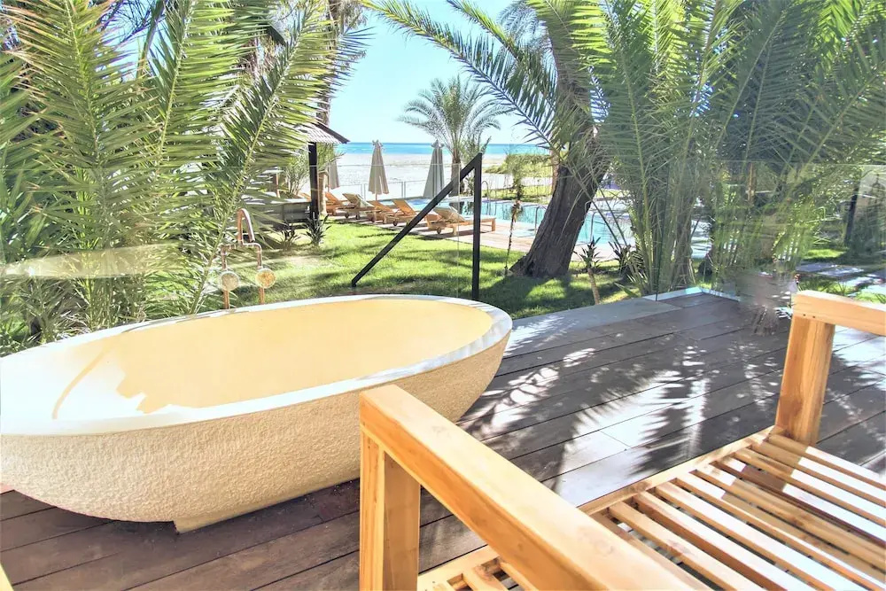 Standard Double room with sea view (full double bed)