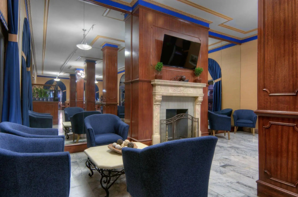 Hotel photo 2
