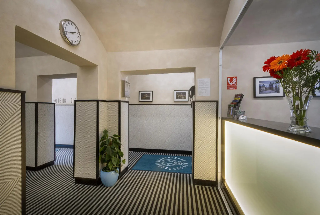 Hotel photo 12