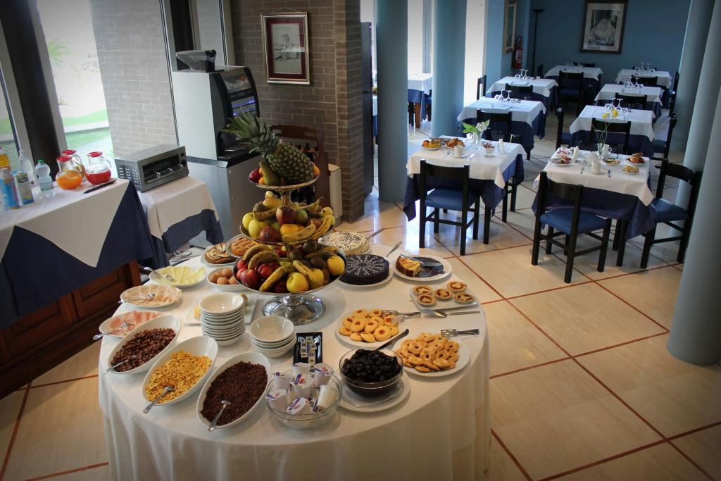 Hotel photo 12