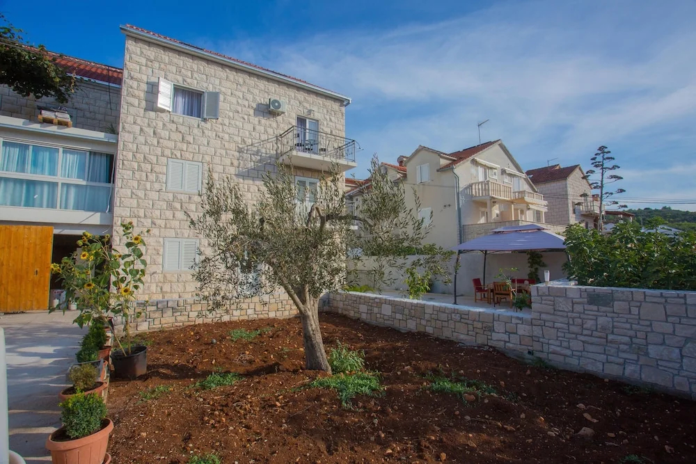 Apartments Lenka
