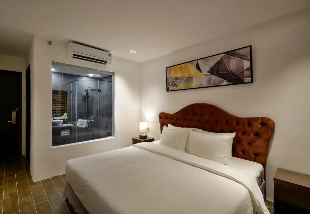 Standard Double room (full double bed)