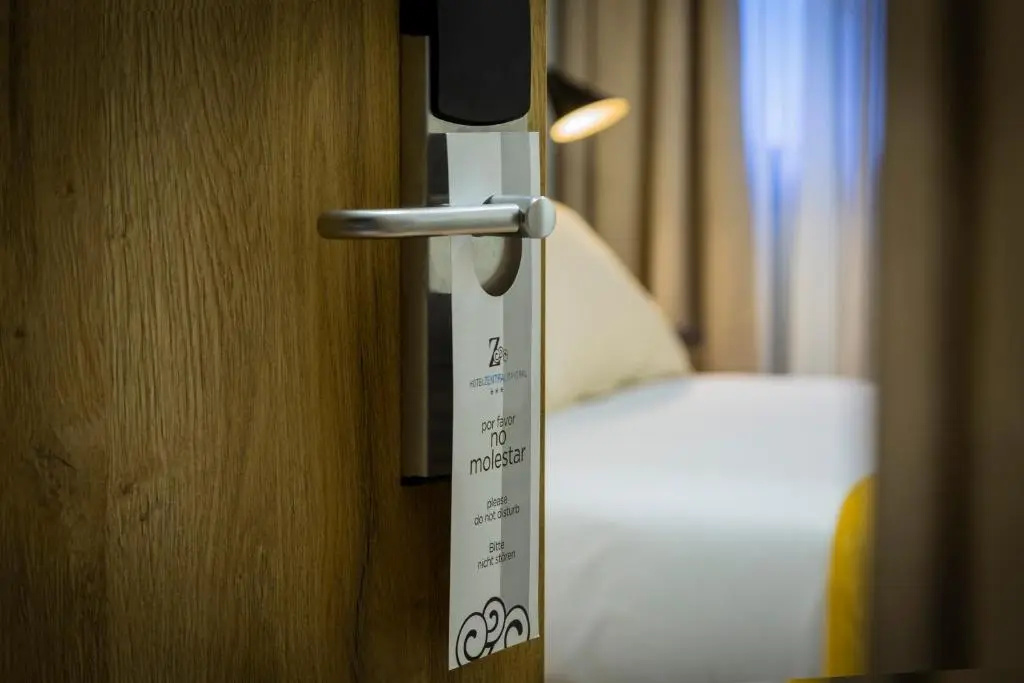 Hotel Zentral Mayoral - Chambres