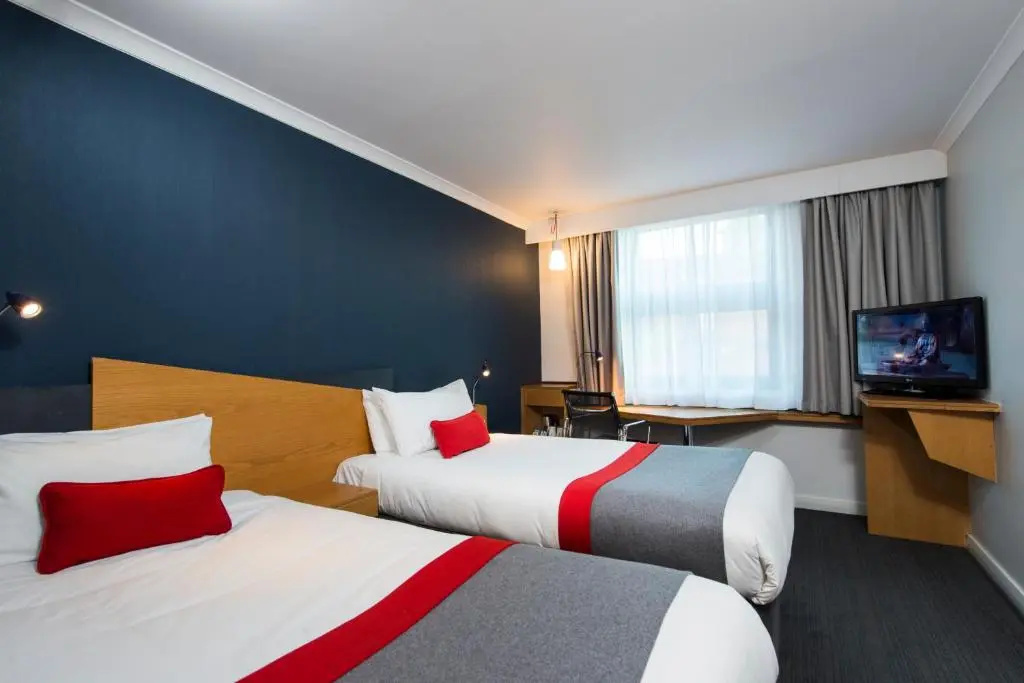 Holiday Inn Express Swansea - East by IHG - Chambres