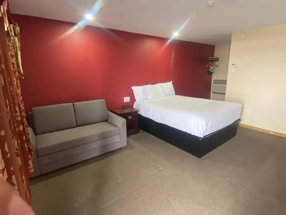 Standard Double room (full double bed)